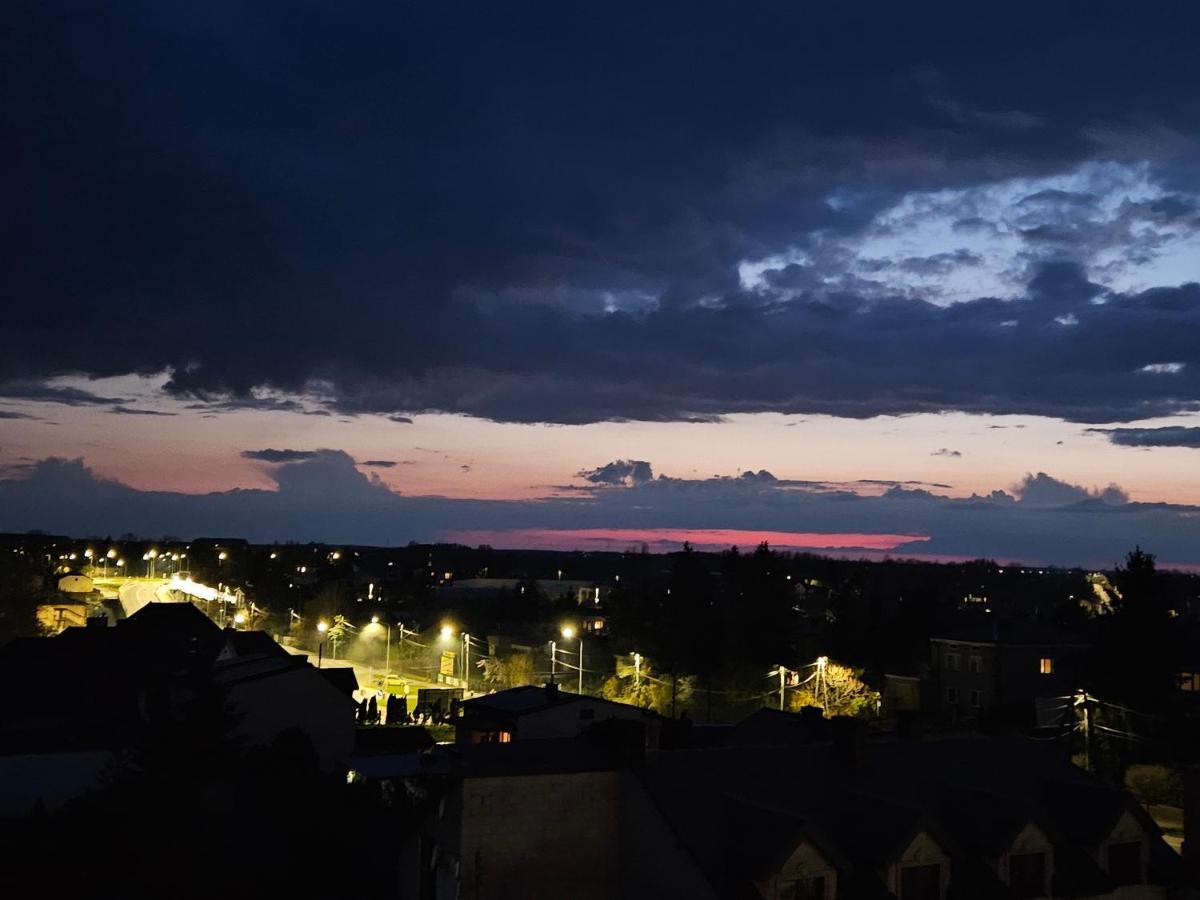 Sloneczny Apartament Warka Esterno foto